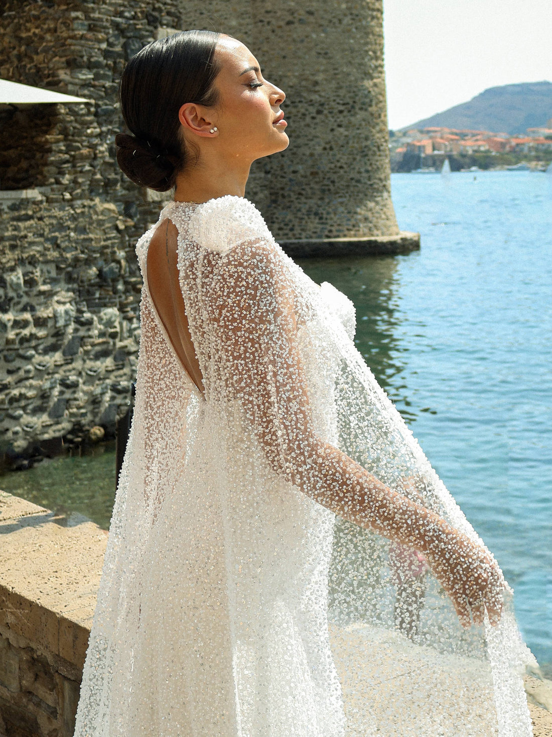 Robe de mariée orientale et occidentale.